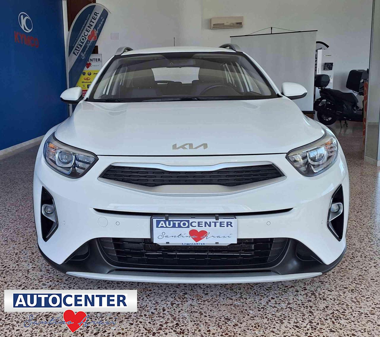 KIA Stonic 1.2 DPI Urban - 1