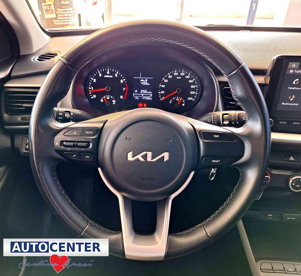 KIA Stonic 1.2 DPI Urban - 11