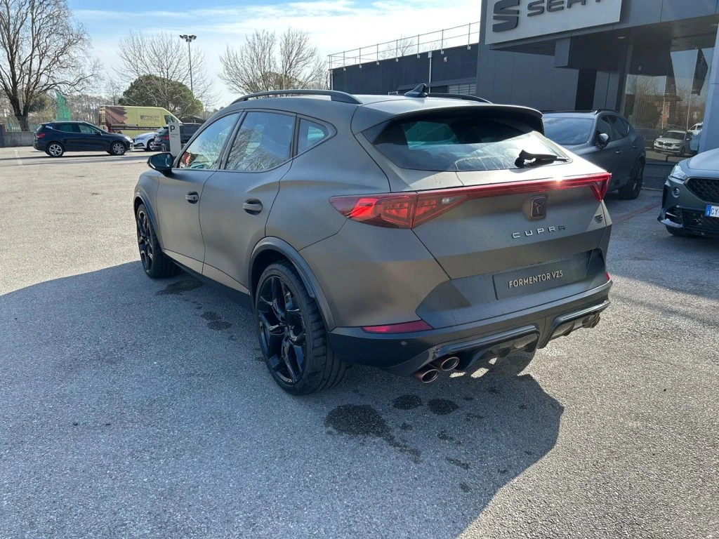 CUPRA Formentor 2.5 tsi vz5 century bronze 4drive 390cv dsg - 6