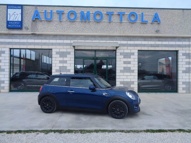 MINI Cooper D Blu pastello