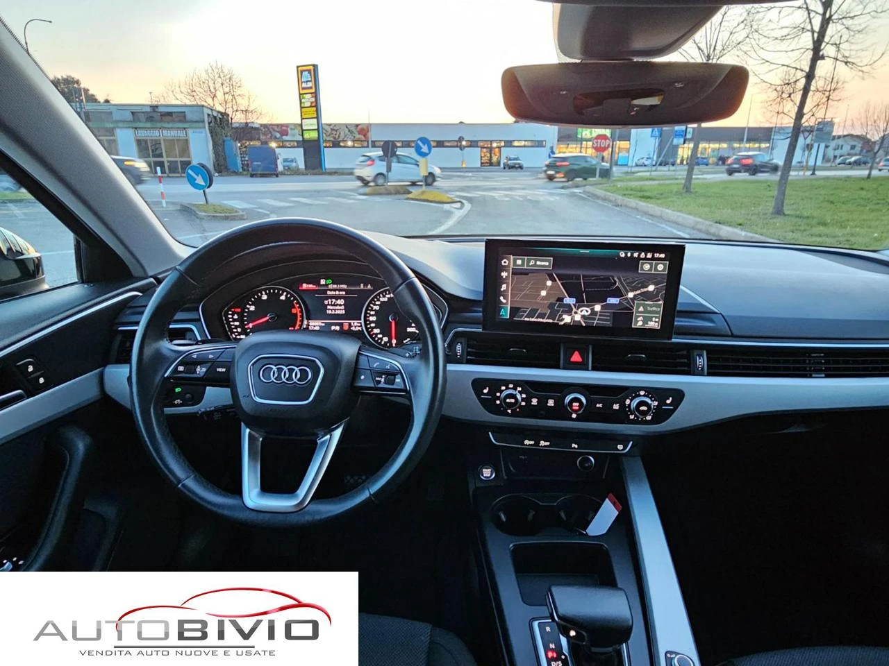 AUDI A4 Avant 35 TDI/163 CV S tronic Business/LED - 12