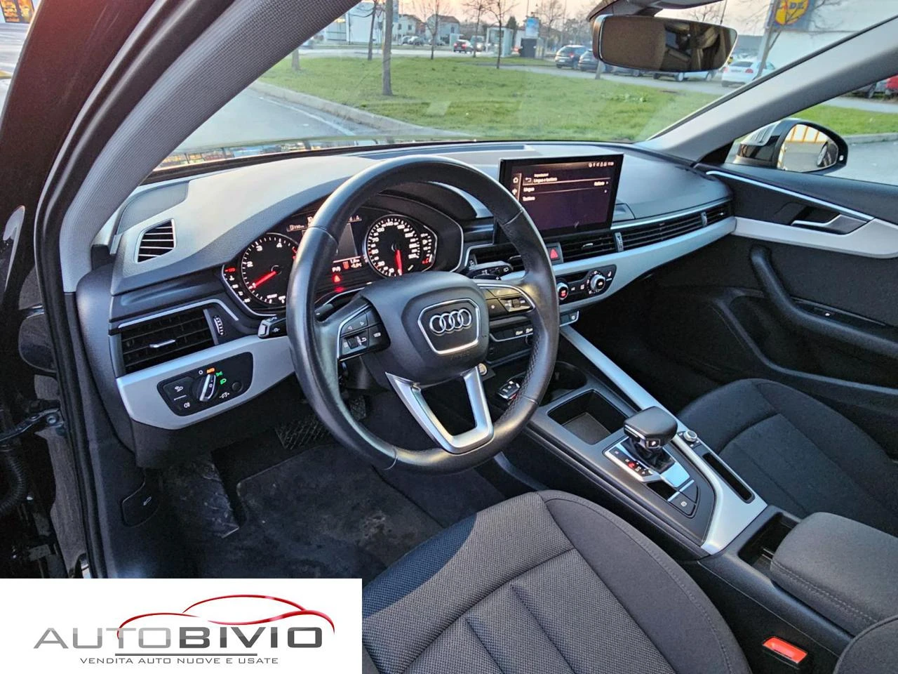 AUDI A4 Avant 35 TDI/163 CV S tronic Business/LED - 23