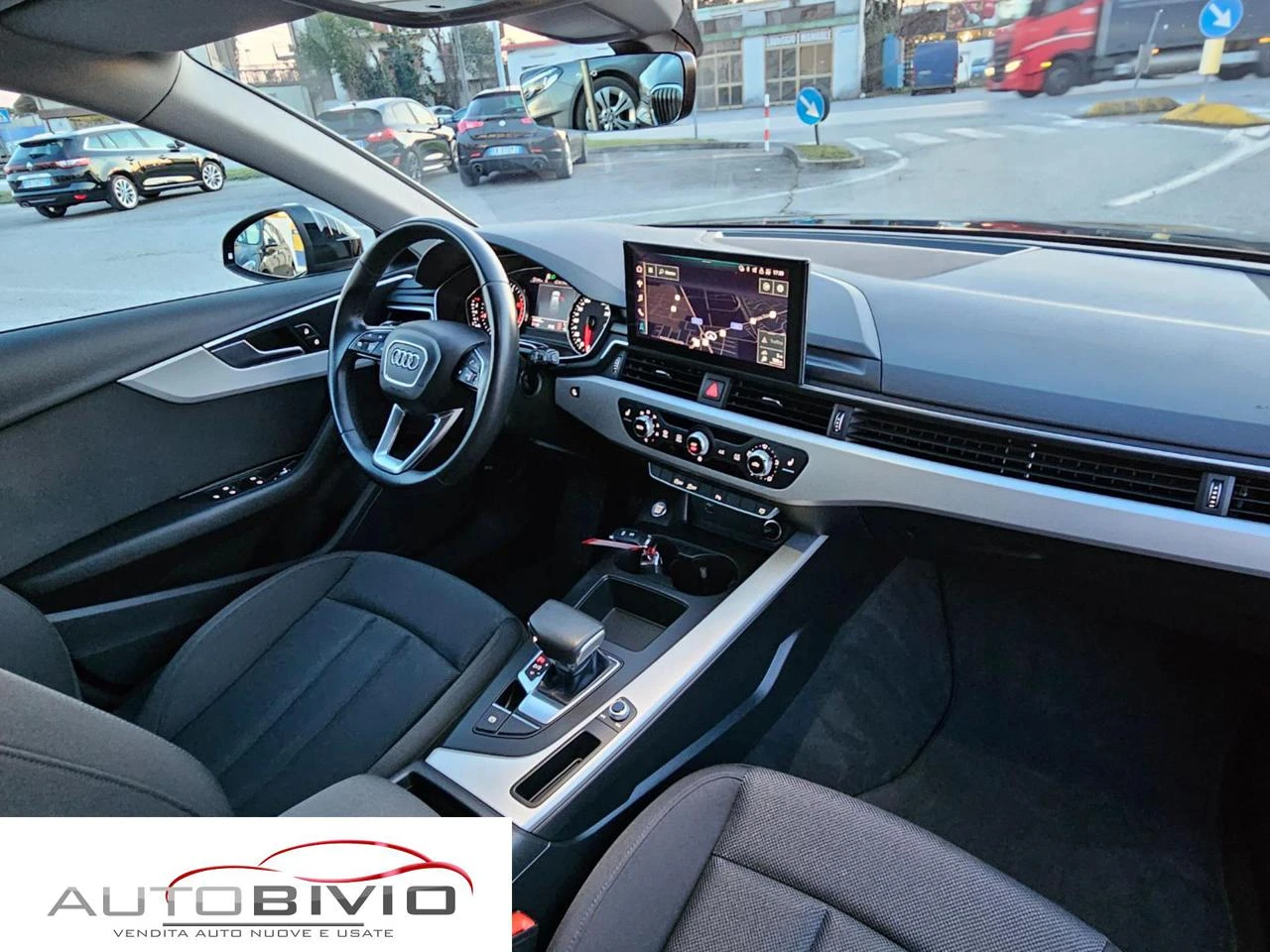AUDI A4 Avant 35 TDI/163 CV S tronic Business/LED - 28
