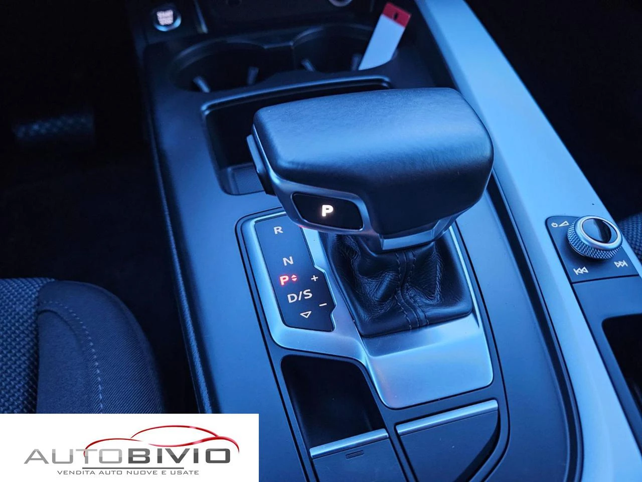 AUDI A4 Avant 35 TDI/163 CV S tronic Business/LED - 34