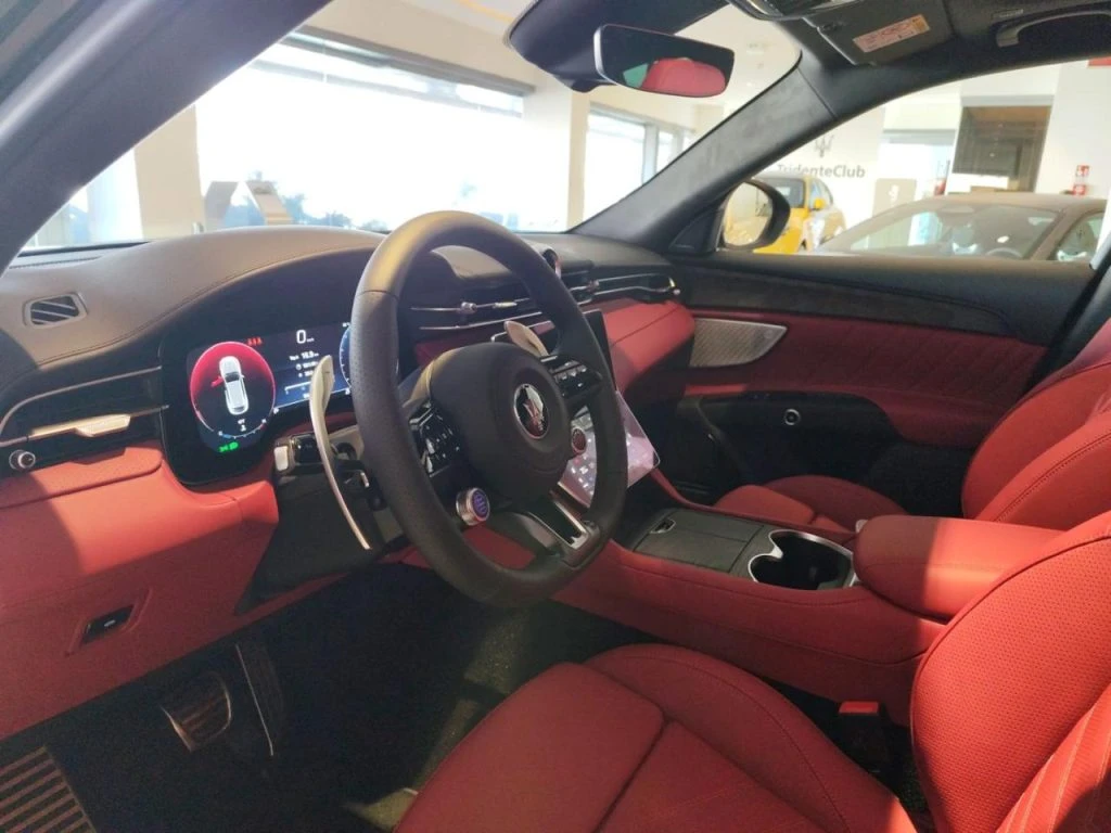 MASERATI Grecale GT Hybrid 250cv - 6
