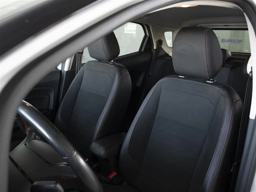FORD EcoSport 1.5 tdi 100 cv ST-Line - 24