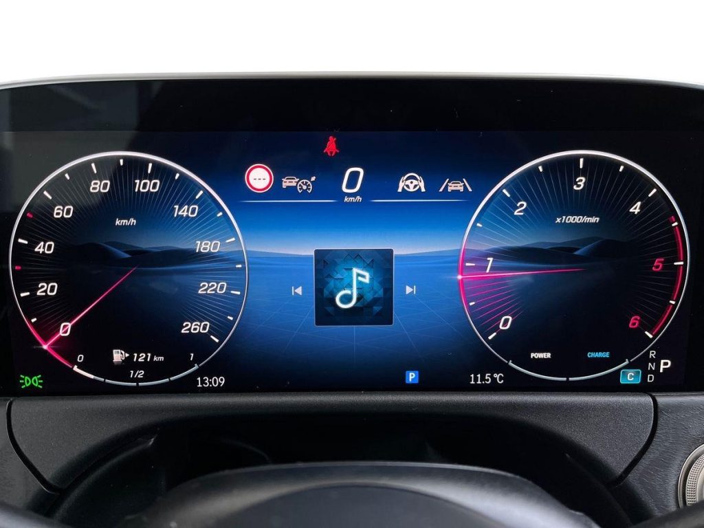 MERCEDES-BENZ E 220 d Mild hybrid 4Matic S.W. AMG Line PREMIUM - 8