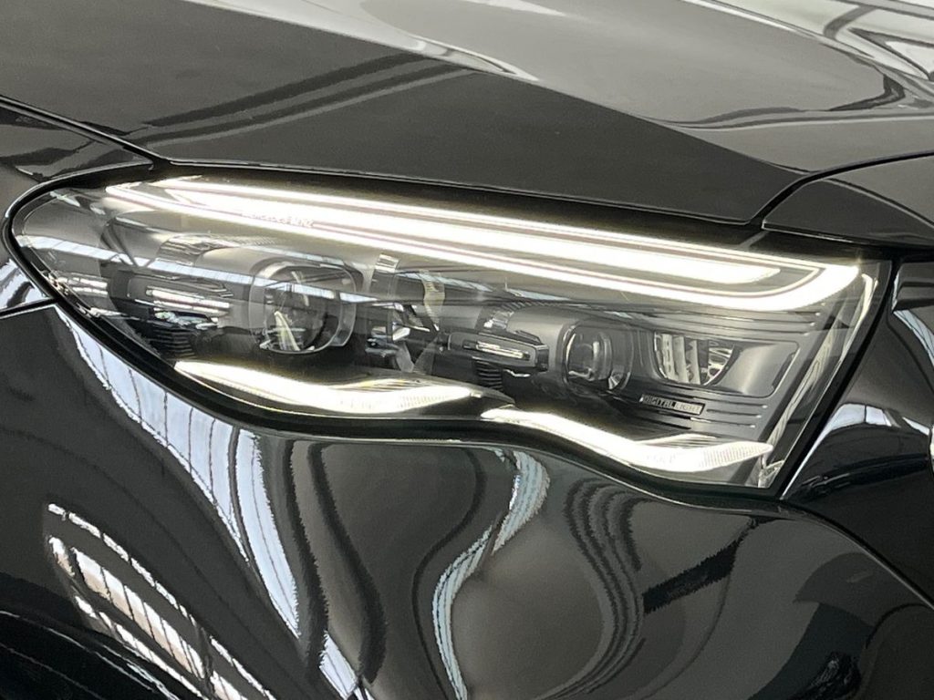 MERCEDES-BENZ E 220 d Mild hybrid 4Matic S.W. AMG Line PREMIUM - 17