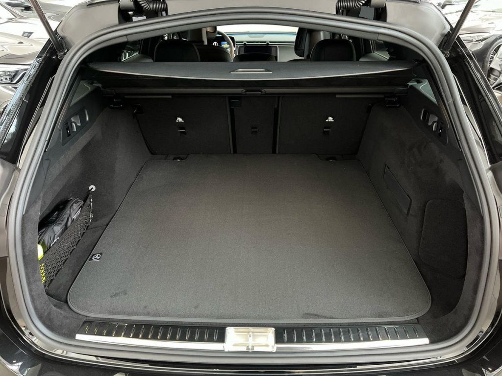 MERCEDES-BENZ E 220 d Mild hybrid 4Matic S.W. AMG Line PREMIUM - 13