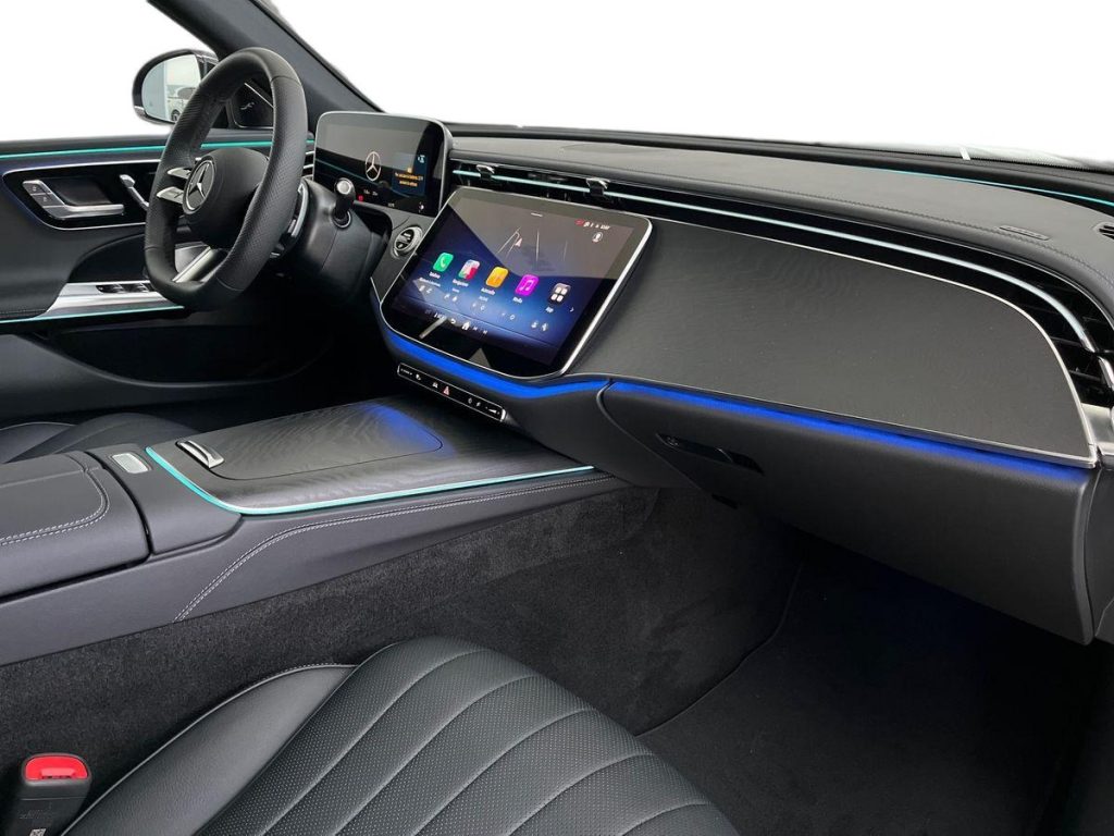 MERCEDES-BENZ E 220 d Mild hybrid 4Matic S.W. AMG Line PREMIUM - 15