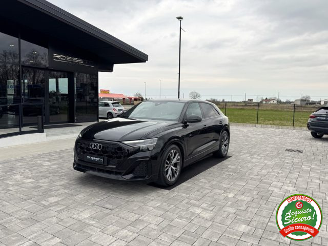 AUDI Q8 Nero metallizzato