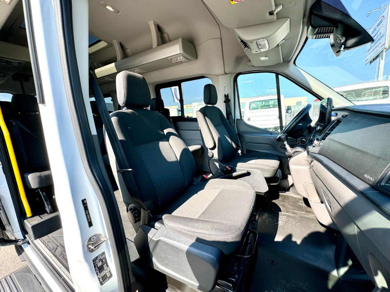 FORD TRANSIT MINIBUS 17 POSTI - 9