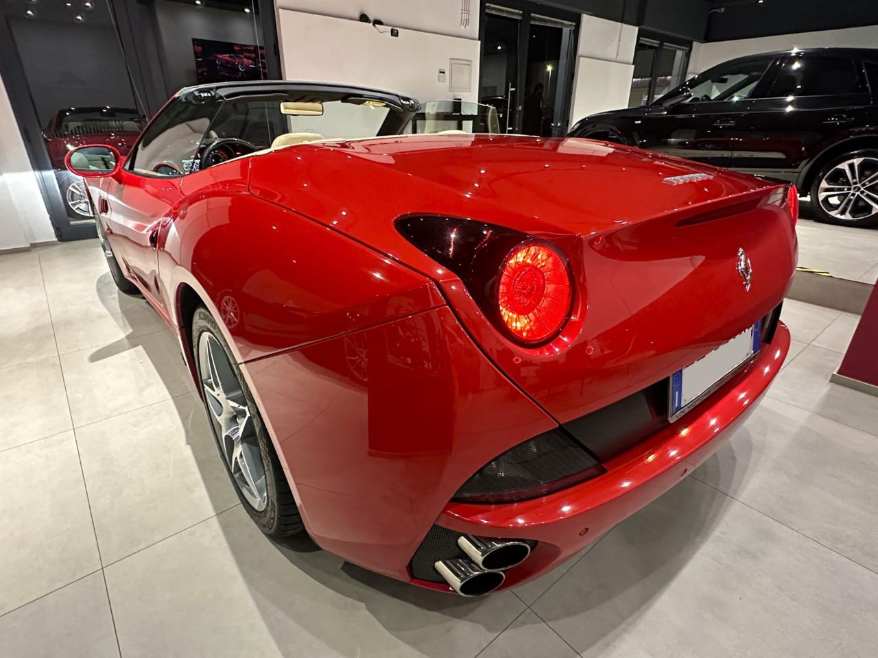 FERRARI California DCT - Service Ufficiali Ferrari - Solo 18.000 km - 13