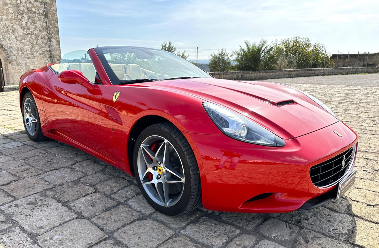 FERRARI California DCT - Service Ufficiali Ferrari - Solo 18.000 km - 21