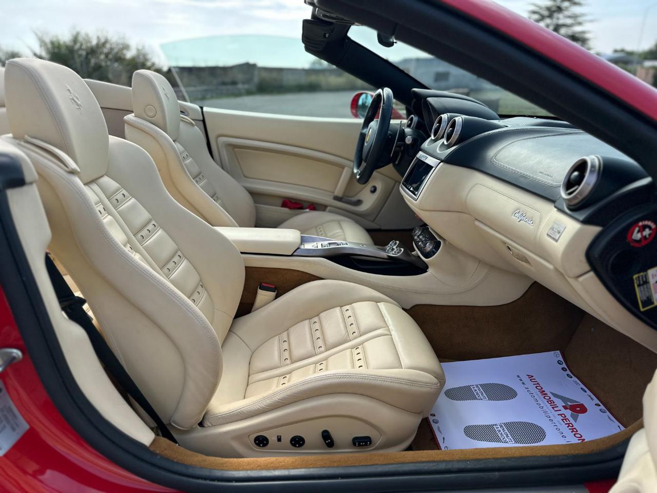 FERRARI California DCT - Service Ufficiali Ferrari - Solo 18.000 km - 29