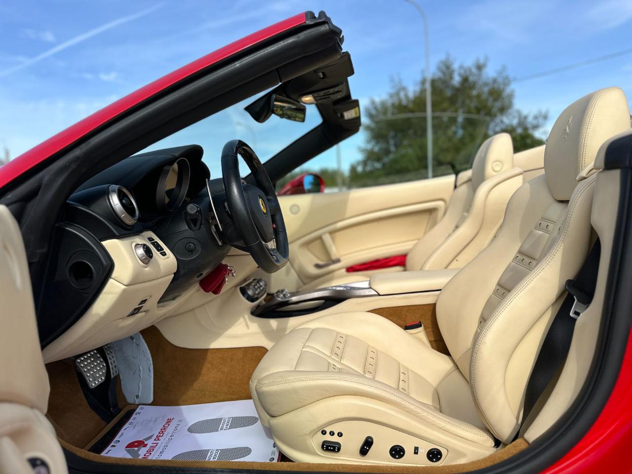 FERRARI California DCT - Service Ufficiali Ferrari - Solo 18.000 km - 6