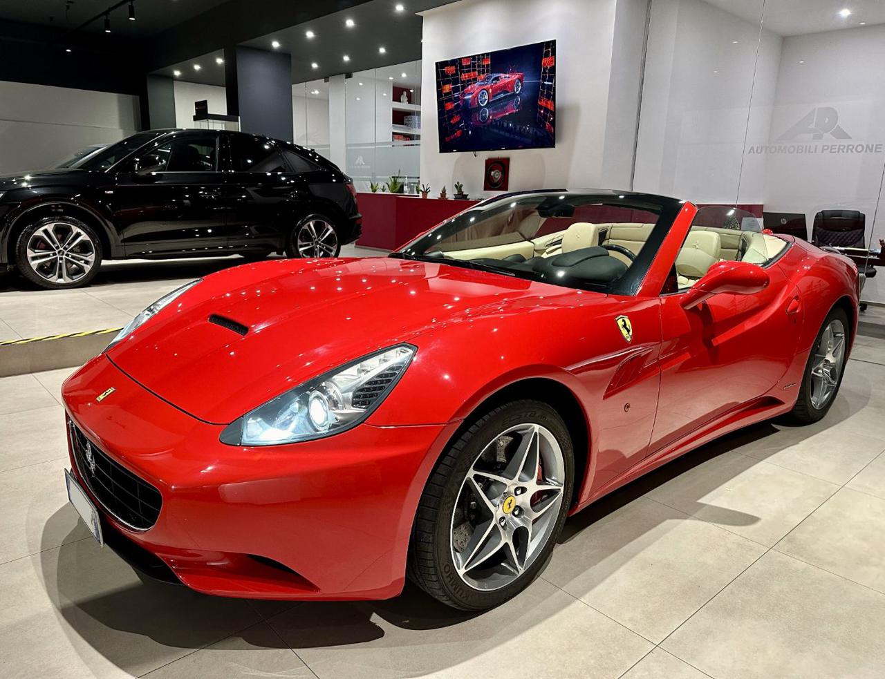 FERRARI California DCT - Service Ufficiali Ferrari - Solo 18.000 km - 11