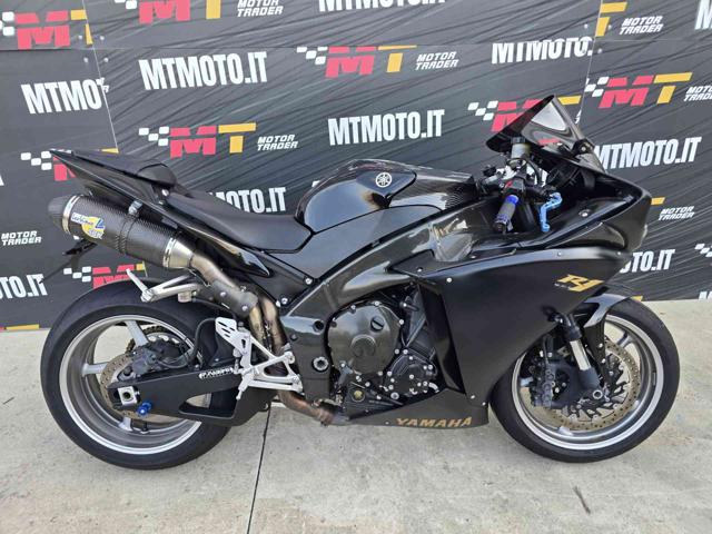 YAMAHA YZF R1 Nero pastello