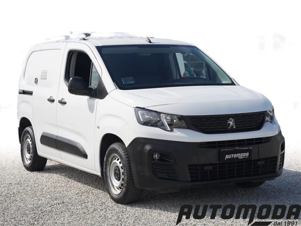 PEUGEOT Partner L1 100CV Premium ALLESTITO - 3