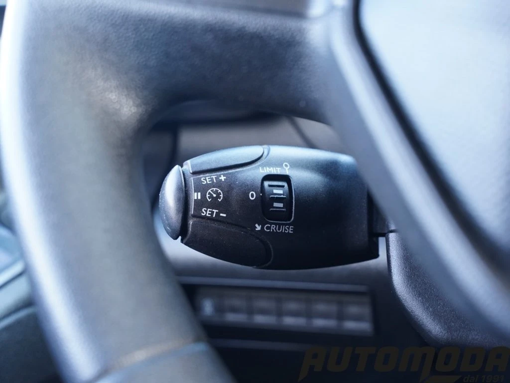 PEUGEOT Partner L1 100CV Premium ALLESTITO - 15