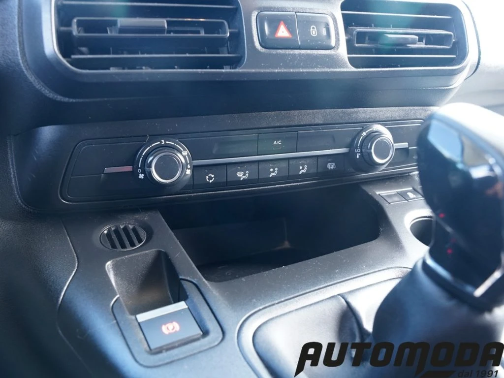 PEUGEOT Partner L1 100CV Premium ALLESTITO - 16