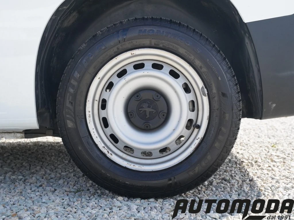PEUGEOT Partner L1 100CV Premium ALLESTITO - 18