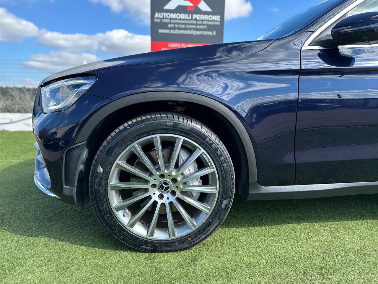 MERCEDES-BENZ GLC 220 d 4Matic Coupé Premium Plus AMG Line - 19