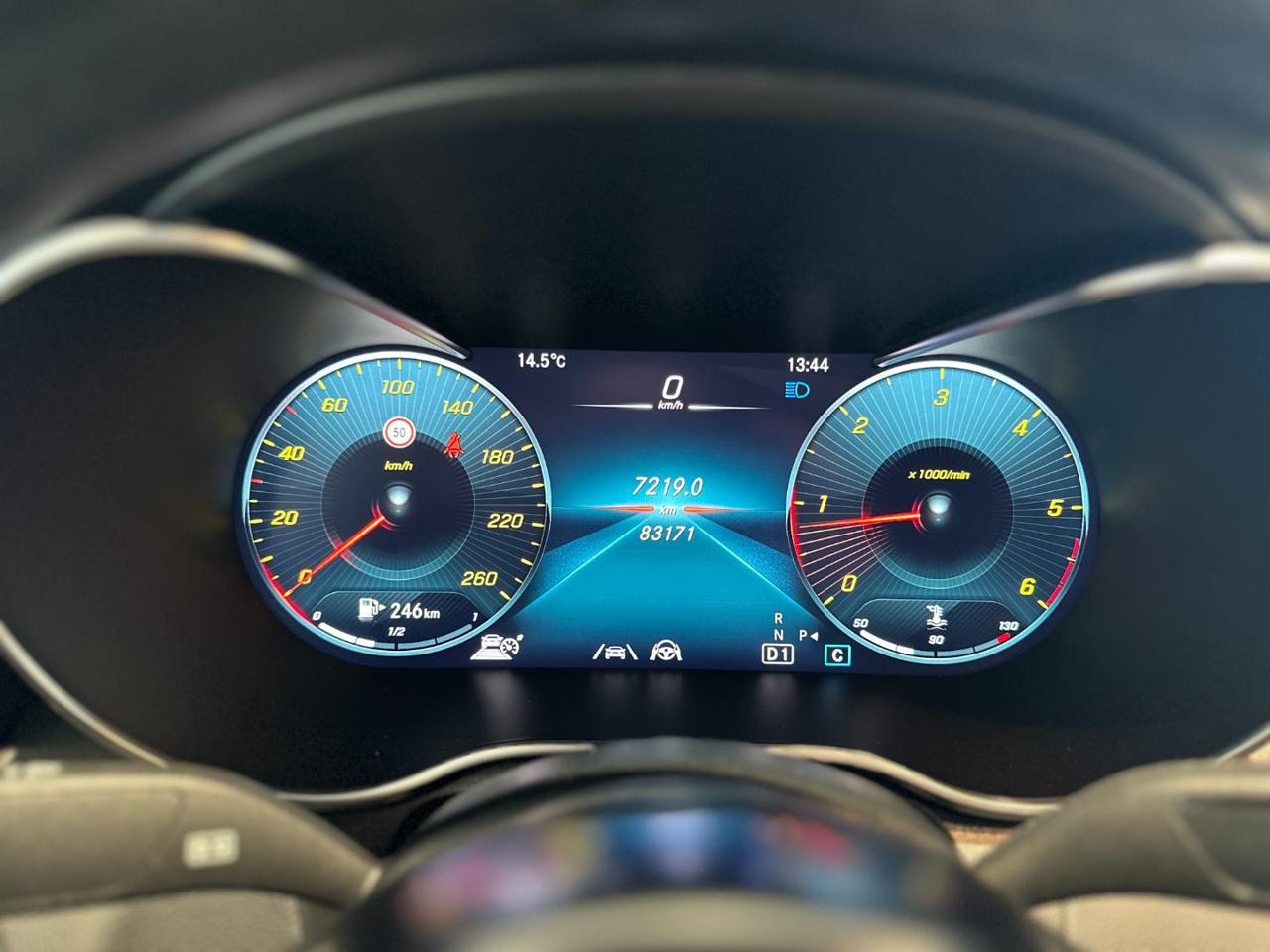 MERCEDES-BENZ GLC 220 d 4Matic Coupé Premium Plus AMG Line - 29