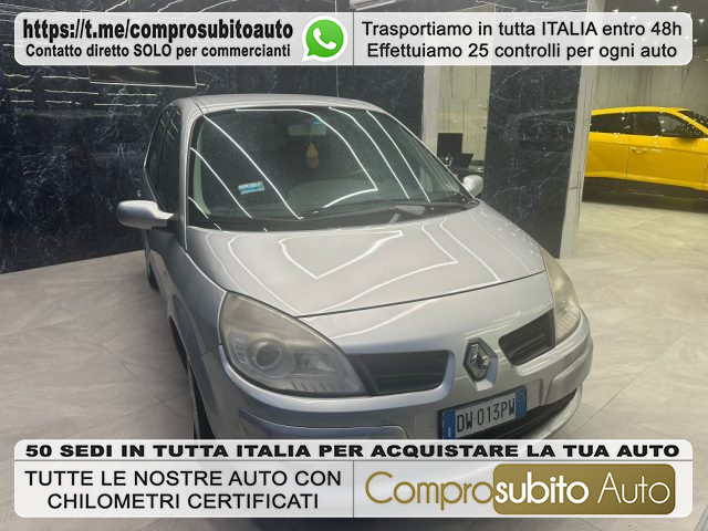 RENAULT Grand Scenic Argento metallizzato