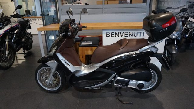 PIAGGIO Beverly 300 i.e. Nero metallizzato