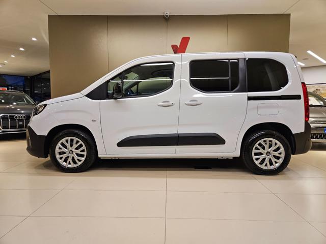 FIAT Doblo Bianco pastello