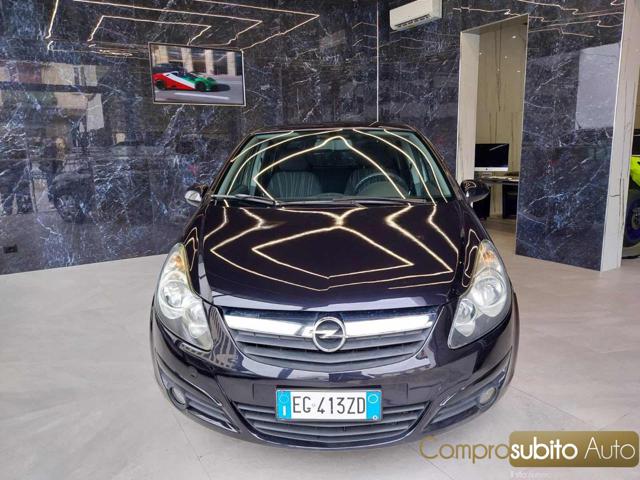 OPEL Corsa Nero pastello