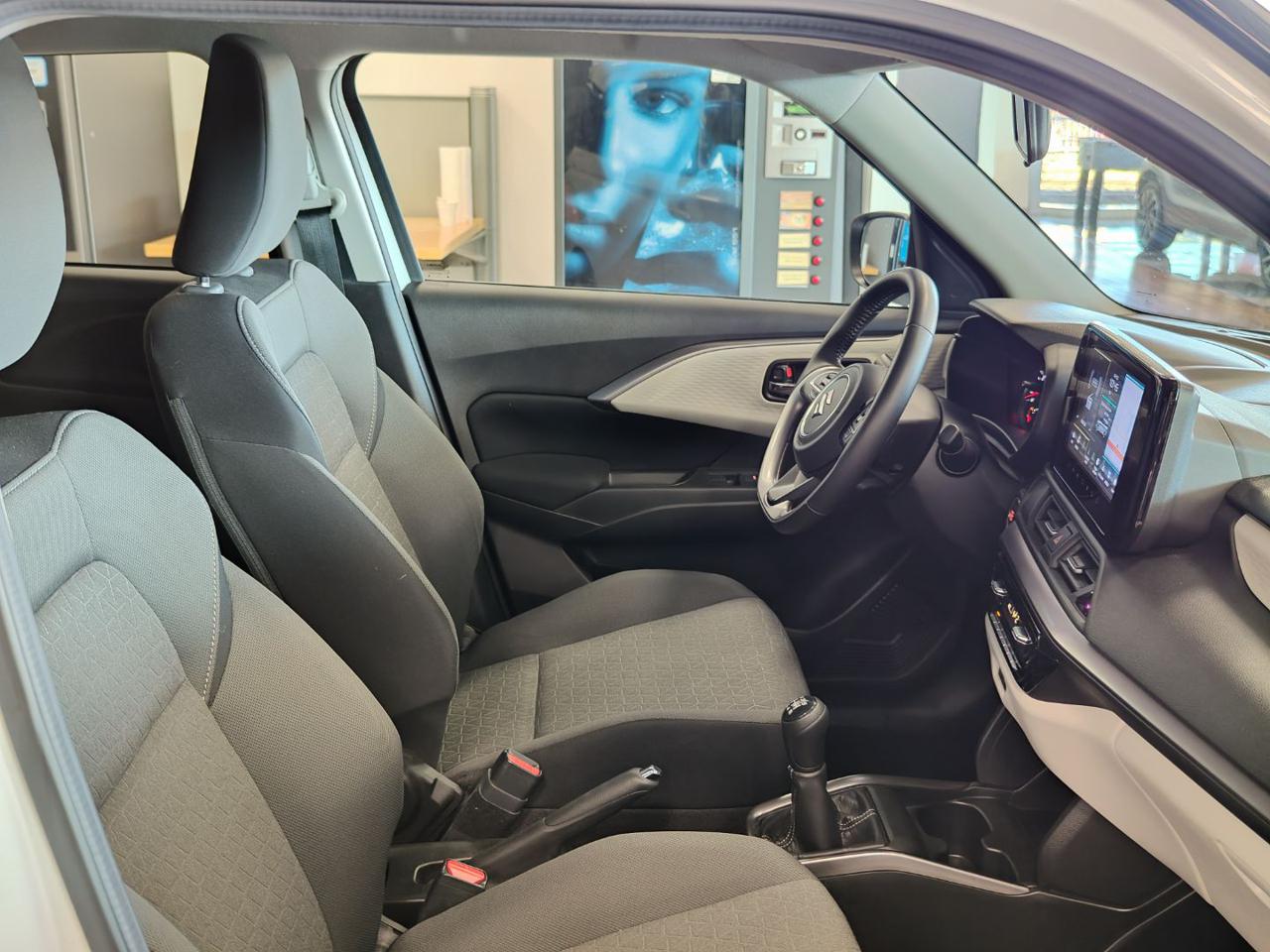 SUZUKI Swift 1.2 Hybrid Top - 10