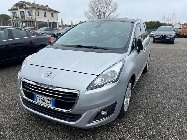 PEUGEOT 5008 Grigio metallizzato