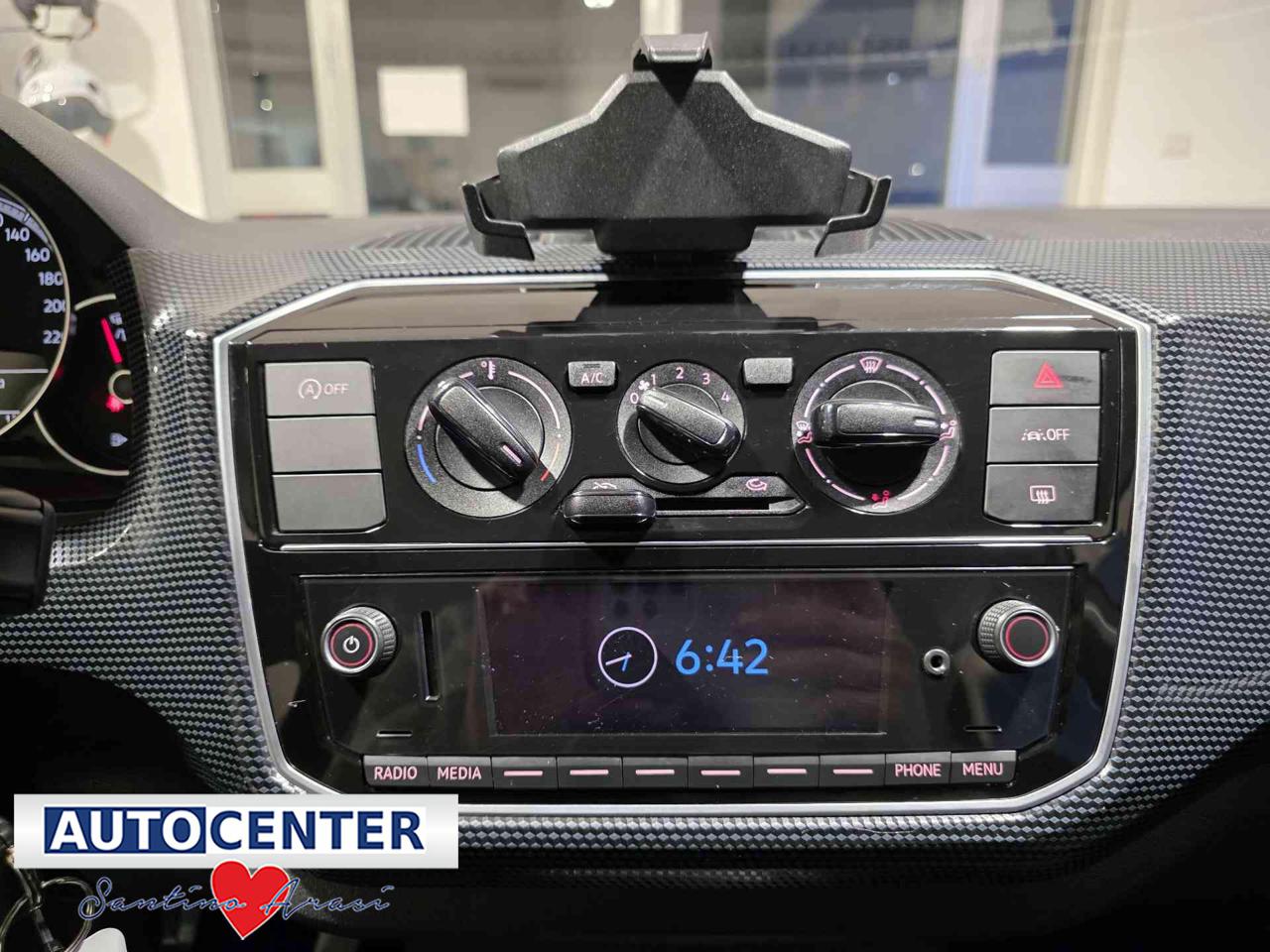 VOLKSWAGEN up! 1.0 5p. EVO move up! BlueMotion Technology - 15