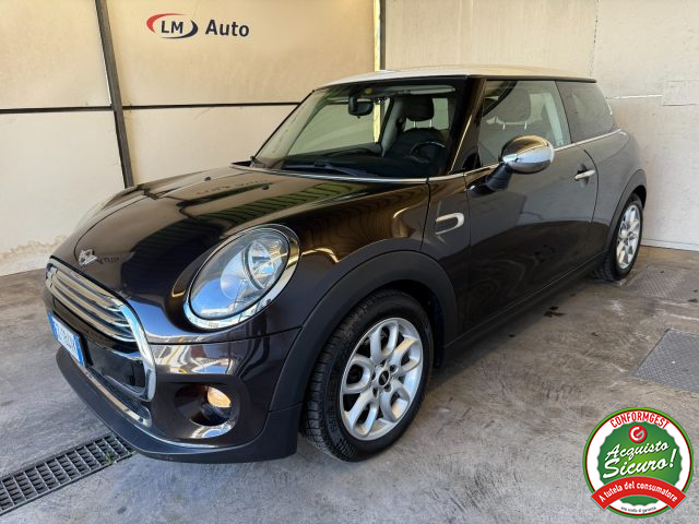 MINI Cooper D Marrone metallizzato