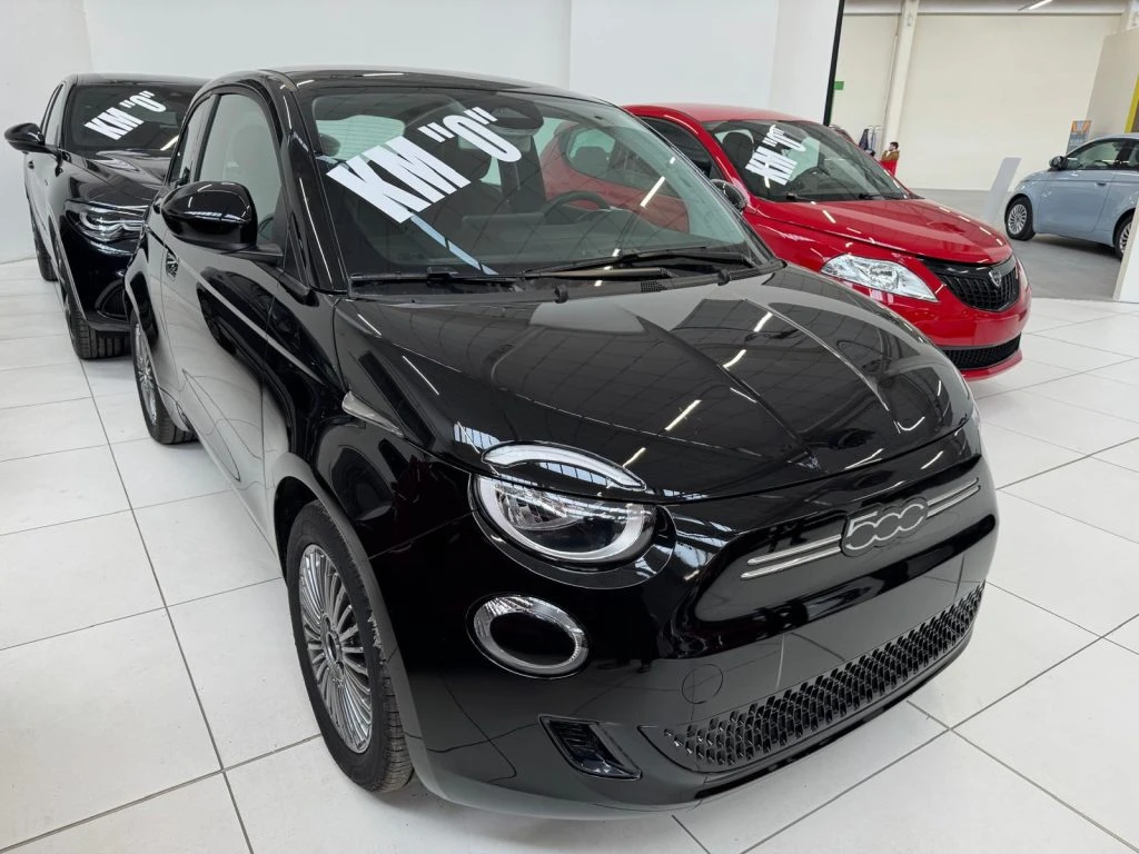 FIAT 500e La Nuova 500 Serie1 La Nuova 500 - Icon 320 Berlin - Foto 1