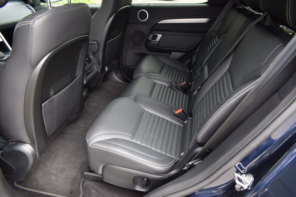 LAND ROVER Discovery 3.0D I6 249 CV AWD Auto R-DYNAMIC SE - 23