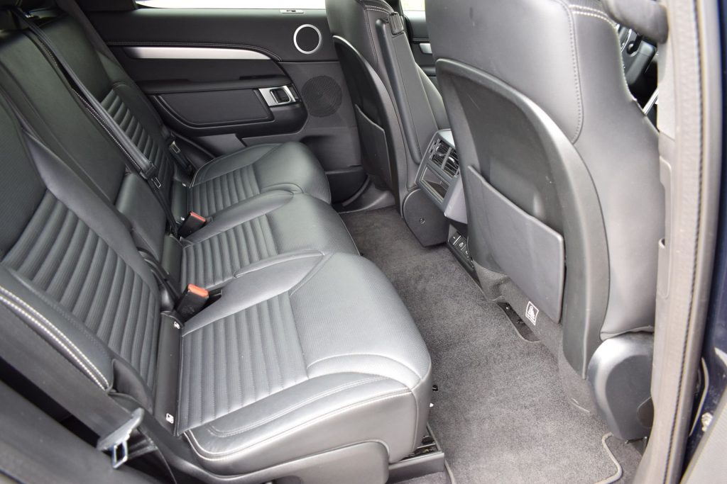 LAND ROVER Discovery 3.0D I6 249 CV AWD Auto R-DYNAMIC SE - 25