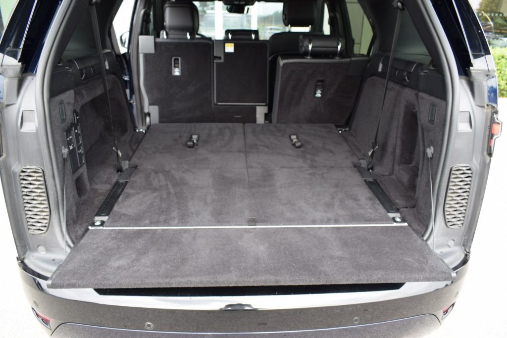 LAND ROVER Discovery 3.0D I6 249 CV AWD Auto R-DYNAMIC SE - 27