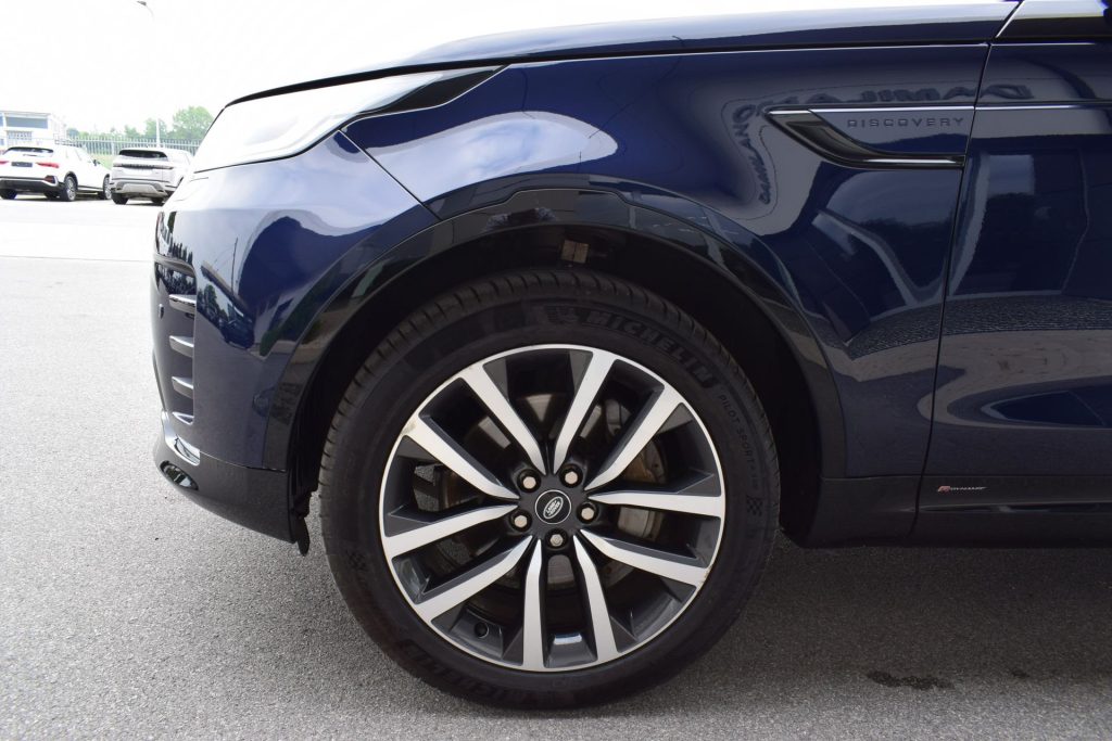 LAND ROVER Discovery 3.0D I6 249 CV AWD Auto R-DYNAMIC SE - 33