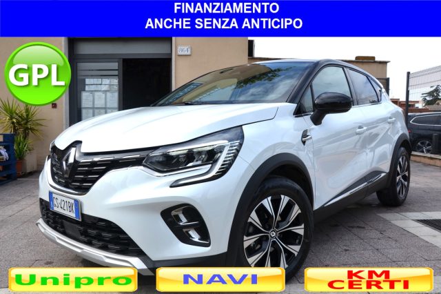 RENAULT Captur Bianco metallizzato