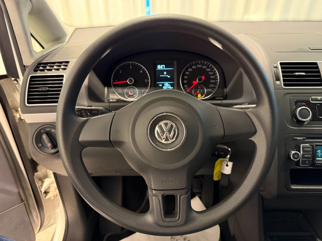 VOLKSWAGEN Touran 1.6 TDI Trendline Radio Clima - 9