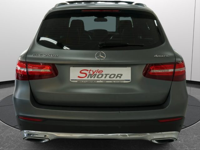 MERCEDES-BENZ GLC 250 24