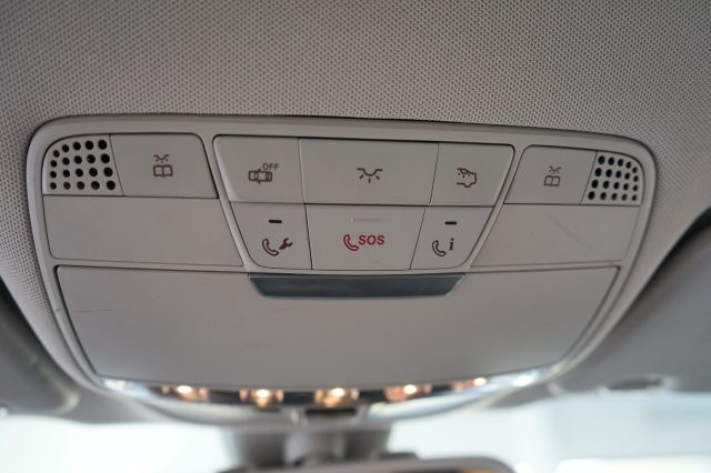 MERCEDES-BENZ GLC 250 59
