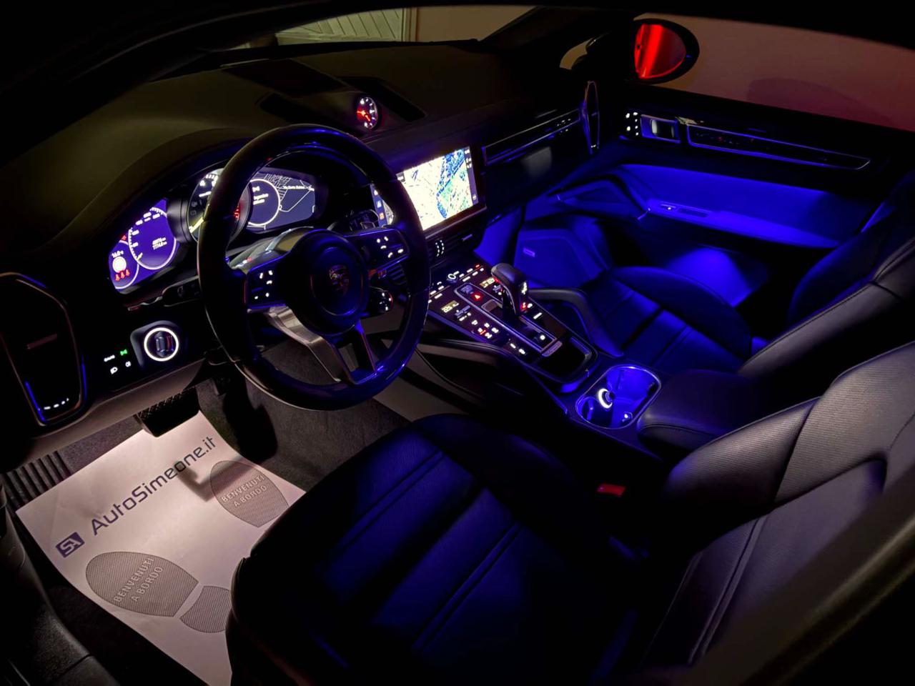 PORSCHE Cayenne Coupé 3.0 V6 E-Hybrid PLATINUM EDITION. - 26