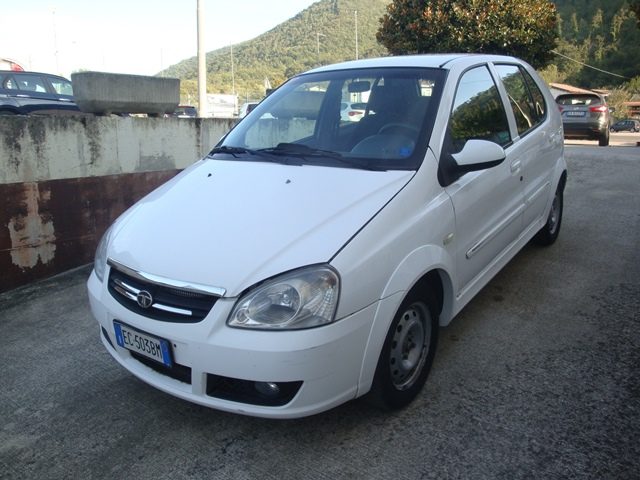 TATA Indica Bianco pastello