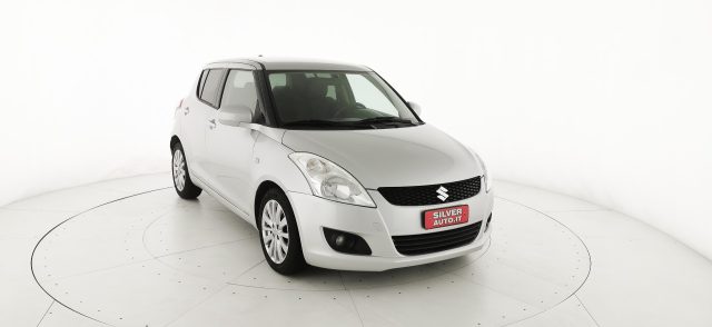 SUZUKI Swift Argento metallizzato