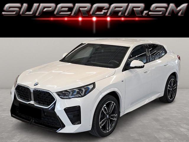 BMW X2 Bianco pastello