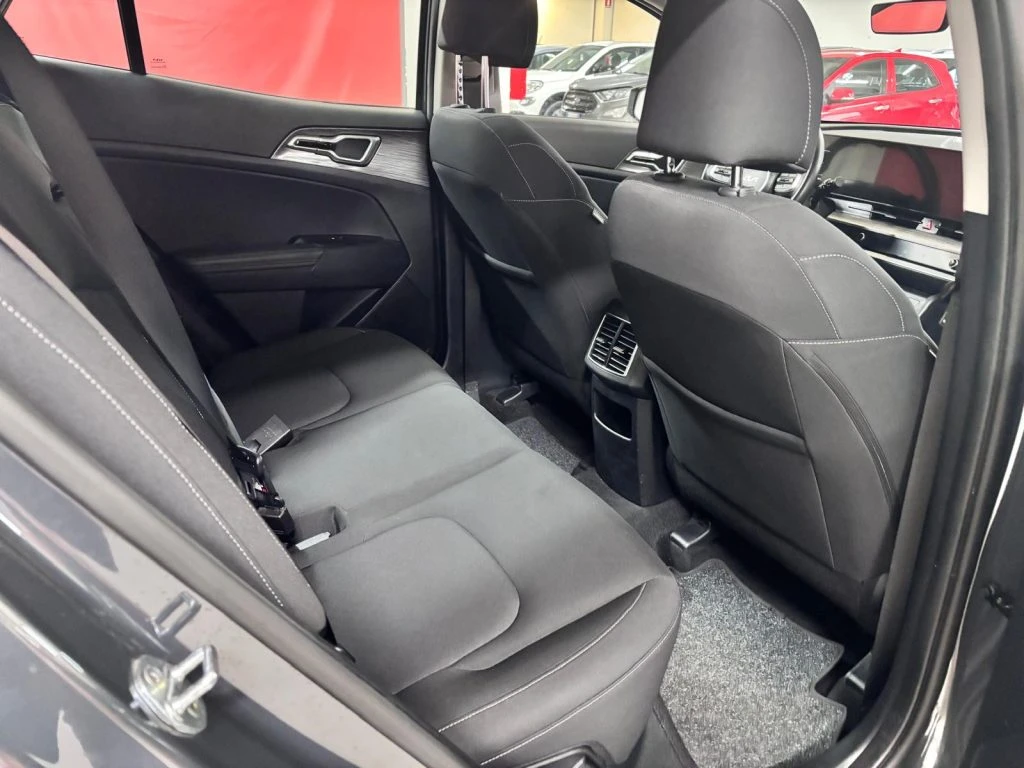 KIA Sportage 1.6 crdi mhev Business imt - Grid Foto 9